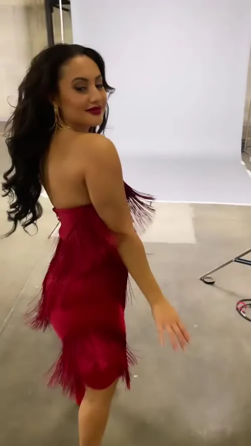 Francia Raisa - Video