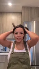 Alexandria Ocasio-Cortez / AOC - FU Tq7NJKyN