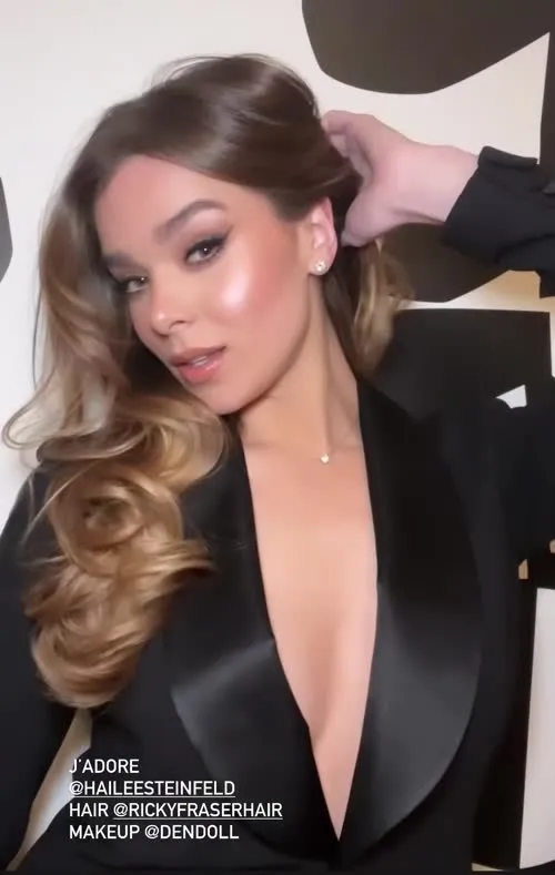 Hailee Steinfeld - Video