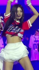Tzuyu (Chiu Chú-jû) | Twice - Video
