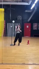Lauren Mayberry (Singer) - Video #367005