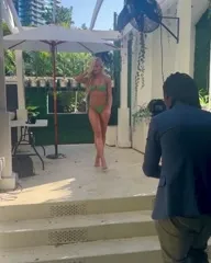 Danielle Moinet / Summer Rae - Video