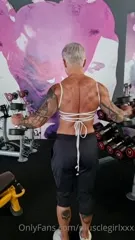 crazyxbody / musclegirlxxx - Video