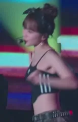 Kim Chaewon 김채원 [Le Sserafim] - Video #219513