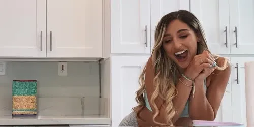 Abella Danger - Video