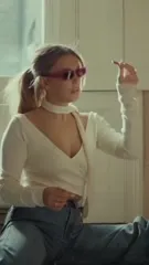 Millie Bobby Brown - Video #418032