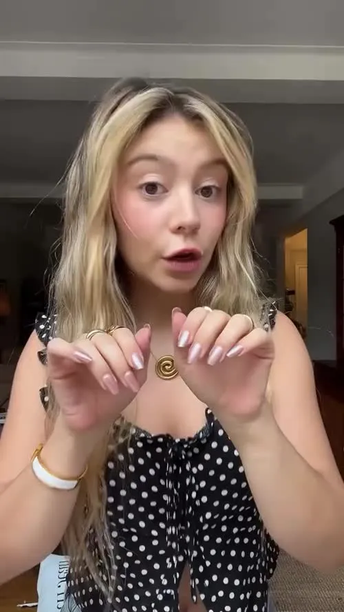 Genevieve Hannelius | ghannelius - Video