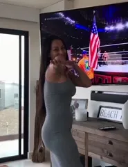 The Bella Twins: Nikki Bella & Brie Bella | Garcia Twins - Video