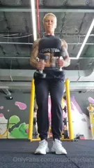 crazyxbody / musclegirlxxx - Video #410379