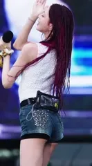 Yuna - ITZY (유나, Shin Yu Na) - Video #302639