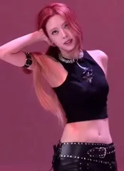 Yuna - ITZY (유나, Shin Yu Na) - Video #279011