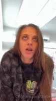 Gia Derza - 00024
