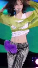 Kazuha Nakamura 中村 一葉 | LESSERAFIM - Video #232872