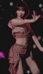 Kim Chaewon 김채원 [Le Sserafim] - Video #219521