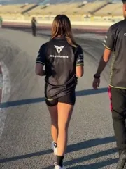 Bianca Bustamante | Racerbia - Video