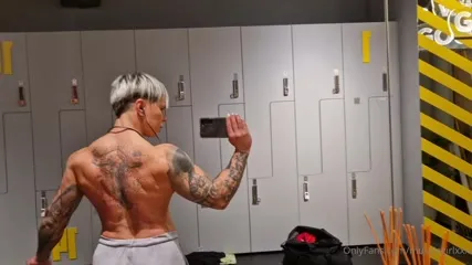 crazyxbody / musclegirlxxx - Video #414347
