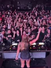 Victoria De Angelis (Maneskin bassist) - Video