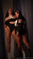 Lena Kross - Video