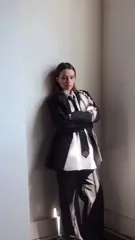 Kaitlyn Dever - Video