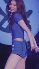 Minatozaki Sana (TWICE) - Video #223163