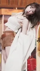 Sakura Miyawaki 宮脇 咲良 | LESSERAFIM - Video
