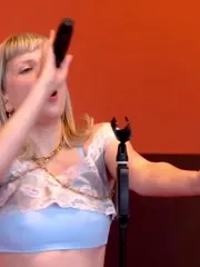 Aurora Aksnes (singer) - Video #188014