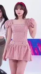 Kim Chaewon 김채원 [Le Sserafim] - Video #181161