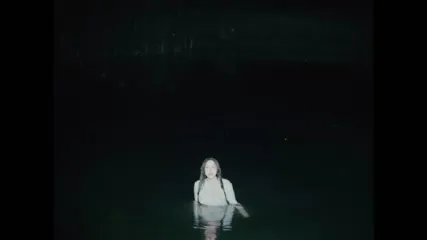 Noah Cyrus - Video