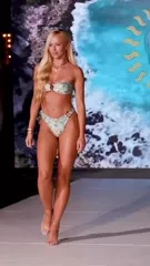 Danielle Moinet / Summer Rae - Video