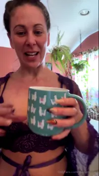 Cherie Deville - Video