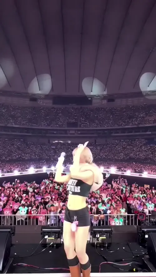 Hirai Momo | TWICE - Video