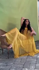 Padma Lakshmi - Hllljjj