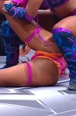Valerie Loureda | Lola Vice - Video
