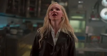 Dove Cameron - Video