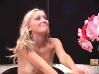 HerSweetHand - Denisa blonde