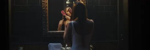 Amirah Adara - Video