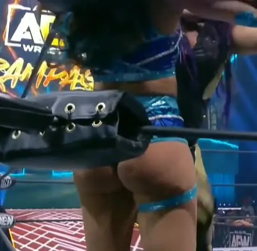 (Skye Dolecki) Skye Blue AEW - Video