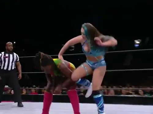 (Skye Dolecki) Skye Blue AEW - Video