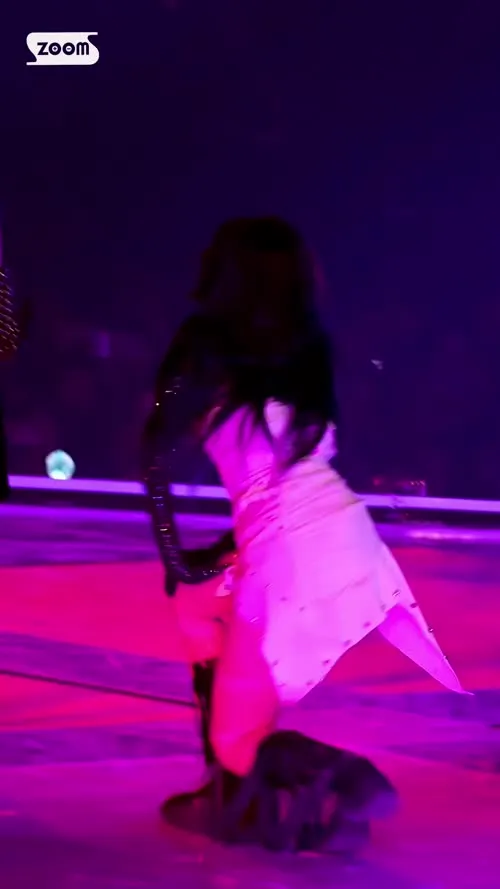 Huh Yunjin 허윤진 | LESSERAFIM - Video #74352