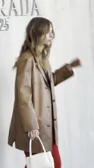 Maya Hawke - Video