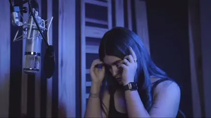 Courtney Laplante (Spiritbox Singer) - Video