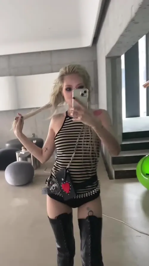 HyunA - Kim Hyun-ah - Video