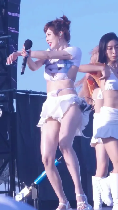 HyunA - Kim Hyun-ah - Video
