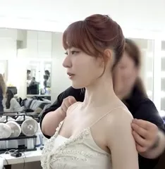 Sakura Miyawaki 宮脇 咲良 | LESSERAFIM - Video