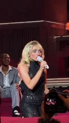 Sabrina Carpenter - Video