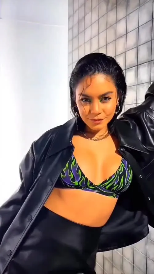 Vanessa Hudgens - Video