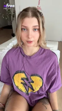 lit1le_kitty | Lit1le_Kitty_ - If this is wrong why does it feel so right