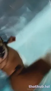 Iggy Azalea - Hot tub nude boobs and twerk