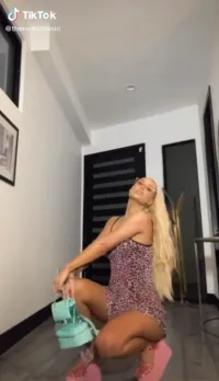 Iggy Azlaea - TikTok