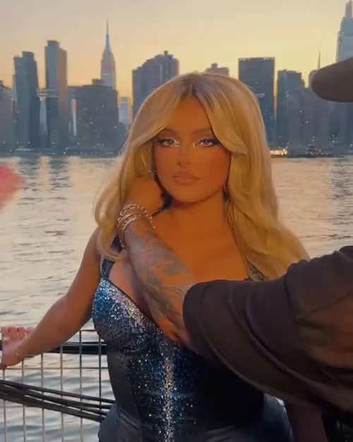 Bebe Rexha - Video